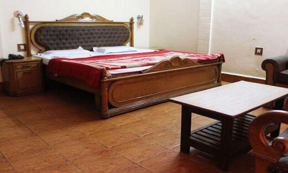 Super Dlx Double Bed AC Room 